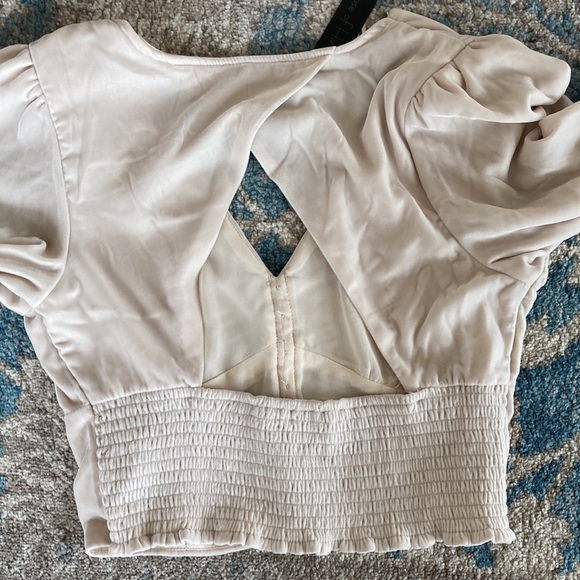 House of Harlow Blouse - Picture 6 of 11